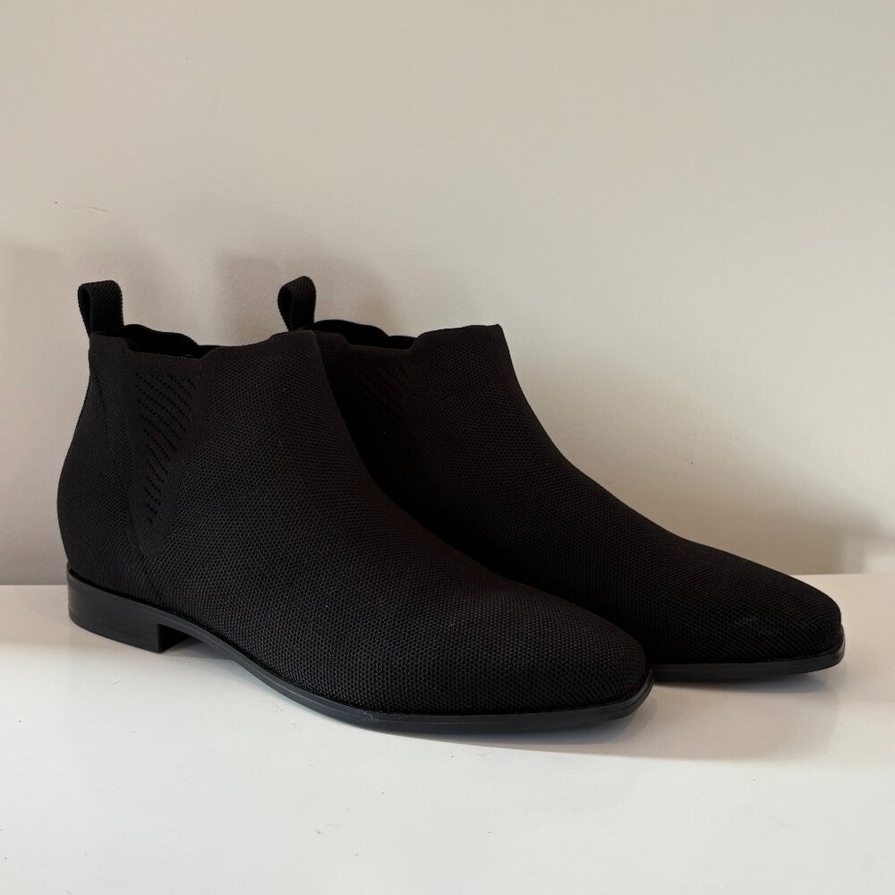 Vivaia Square-Toe Slip-On Chelsea Boots (Ryan Slip-On) Size 10.5